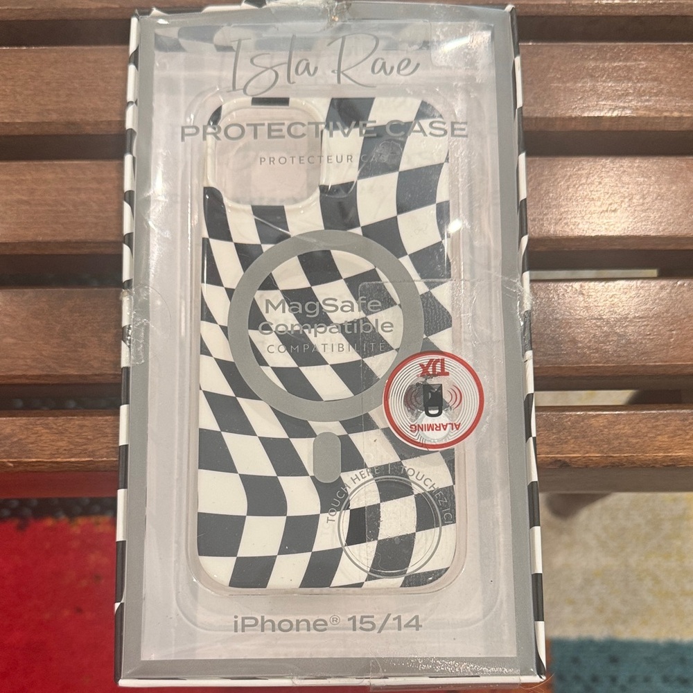 Isla Rae Checkered MagSafe Case for iPhone 15/14